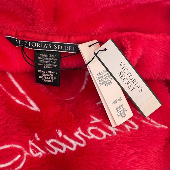 VS robe🎁 - Picture 3 of 4